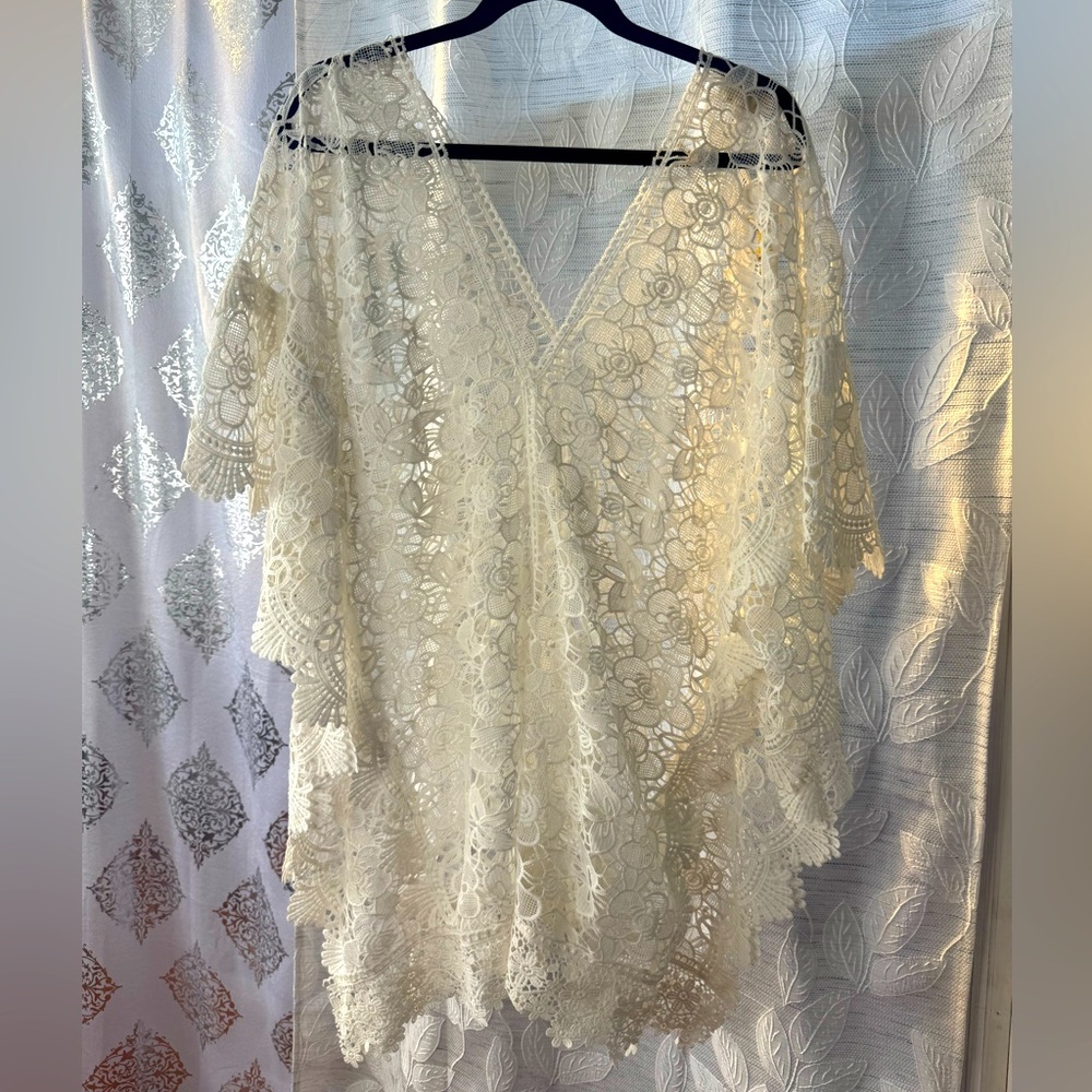 Yumi Kim White Elegant Swimsuit Cover